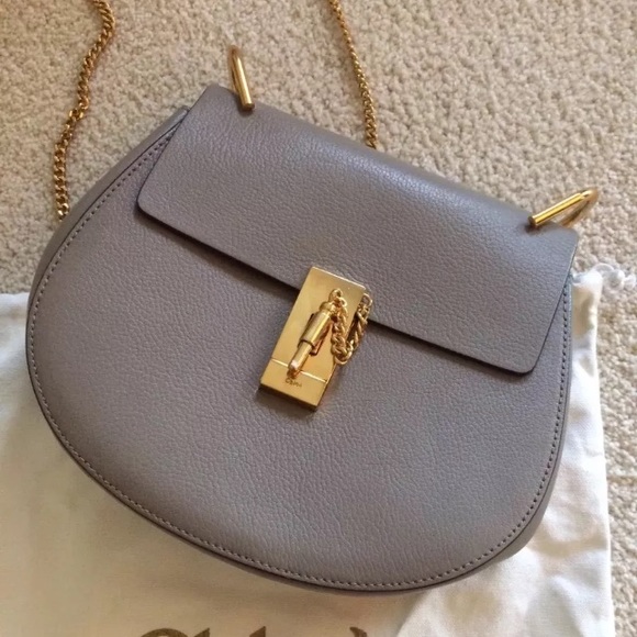Chloe Handbags - Chloe Drew in motte grey